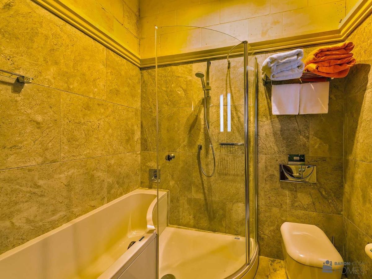 סן לורנץ The Almonds Luxury Villa מראה חיצוני תמונה
