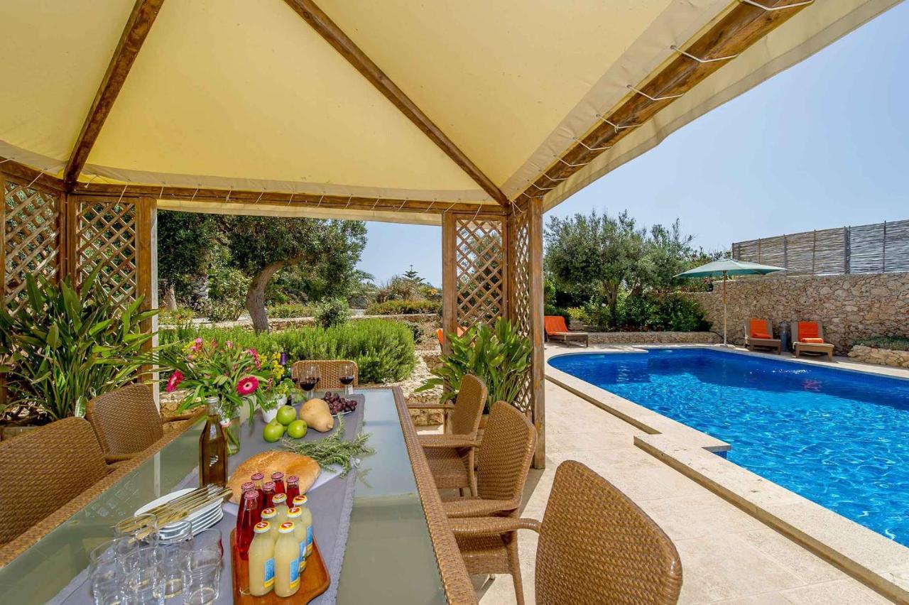 סן לורנץ The Almonds Luxury Villa מראה חיצוני תמונה