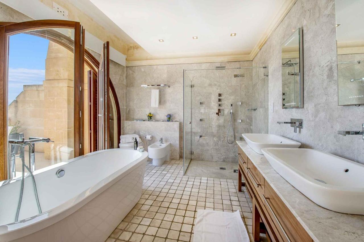 סן לורנץ The Almonds Luxury Villa מראה חיצוני תמונה