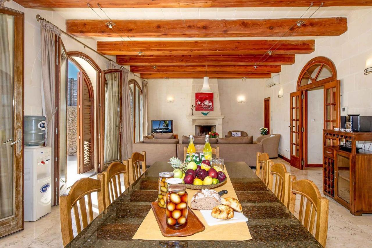 סן לורנץ The Almonds Luxury Villa מראה חיצוני תמונה