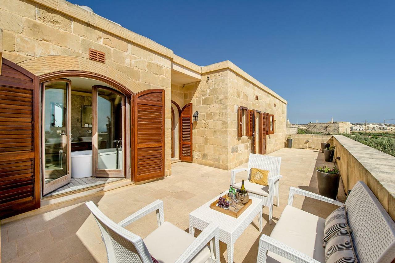 סן לורנץ The Almonds Luxury Villa מראה חיצוני תמונה